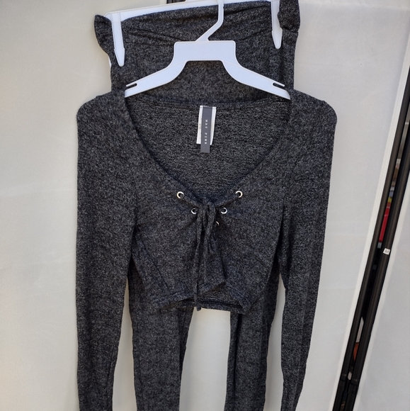 May Pink Crop Top and Leggings Set - Picture 15 of 15